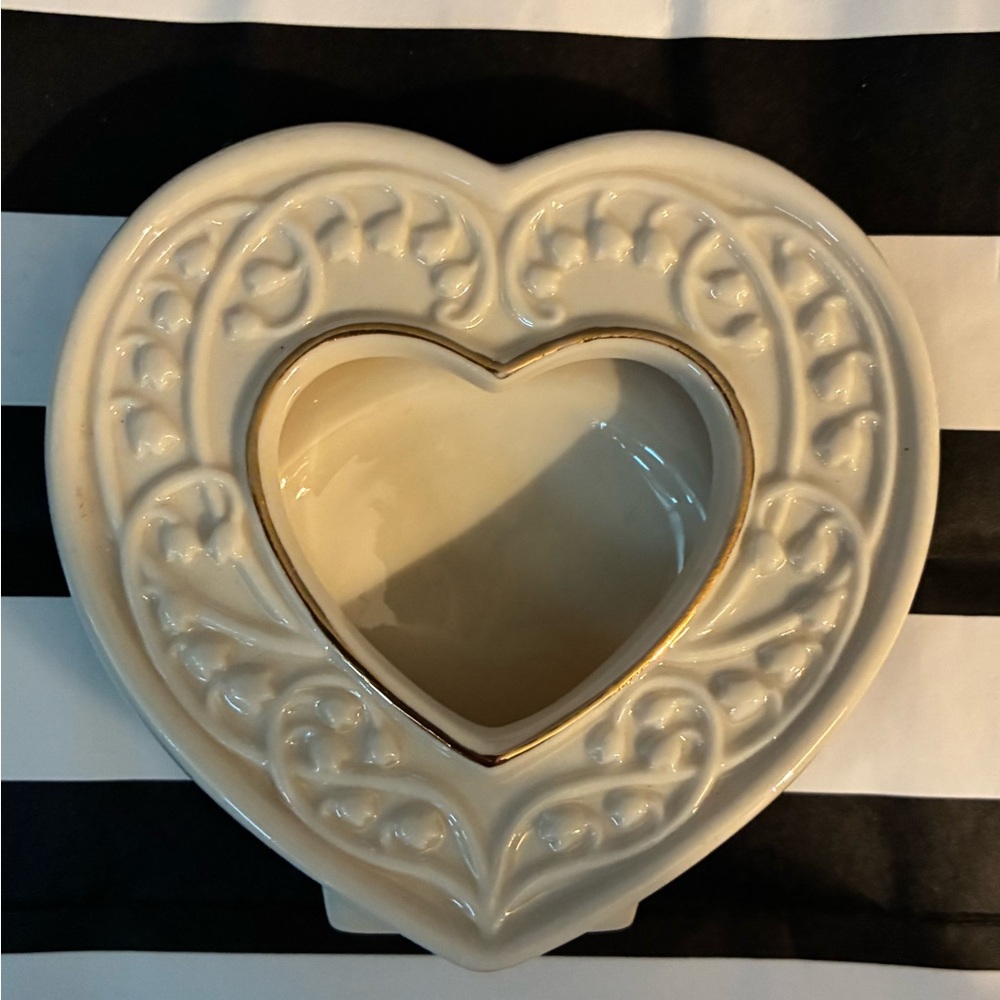 Lenox Porcelain Mini Frame 3” EUC Preowned WEDDING PROMISES